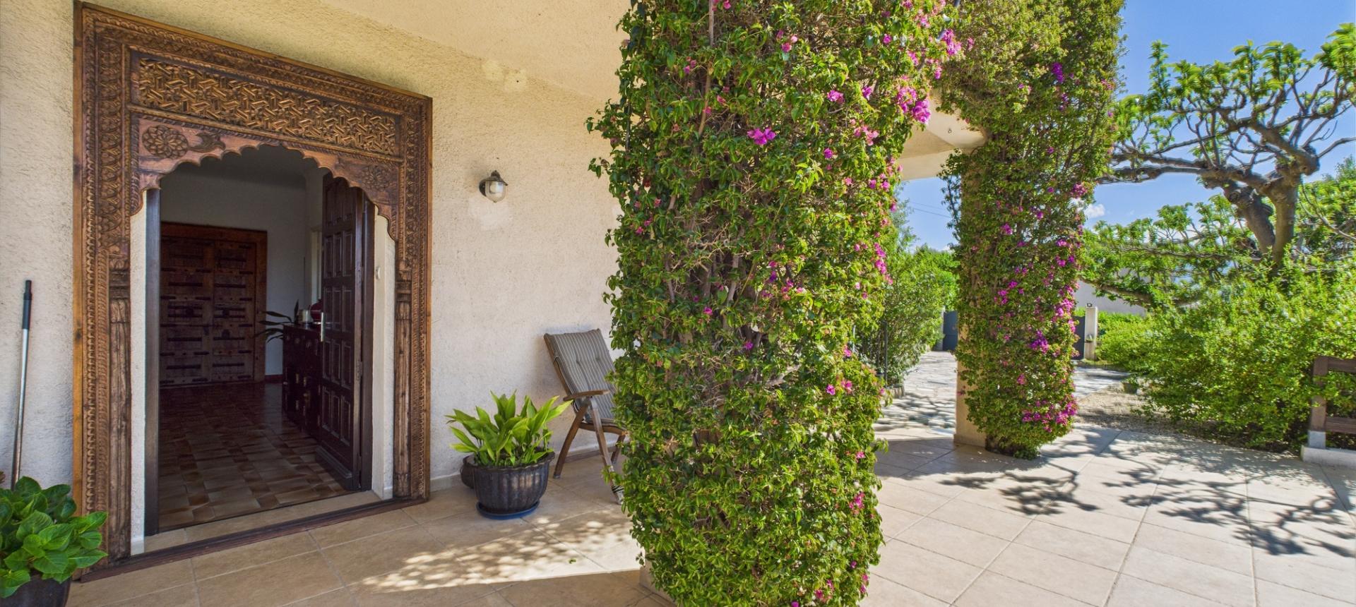 VILLA A VENDRE TROVA