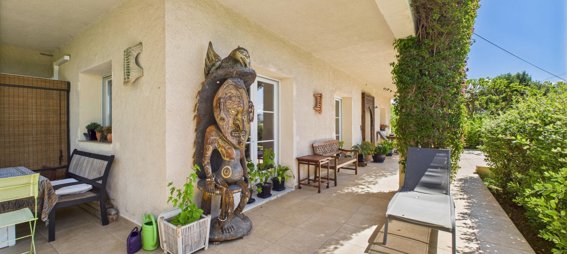 VILLA A VENDRE TROVA