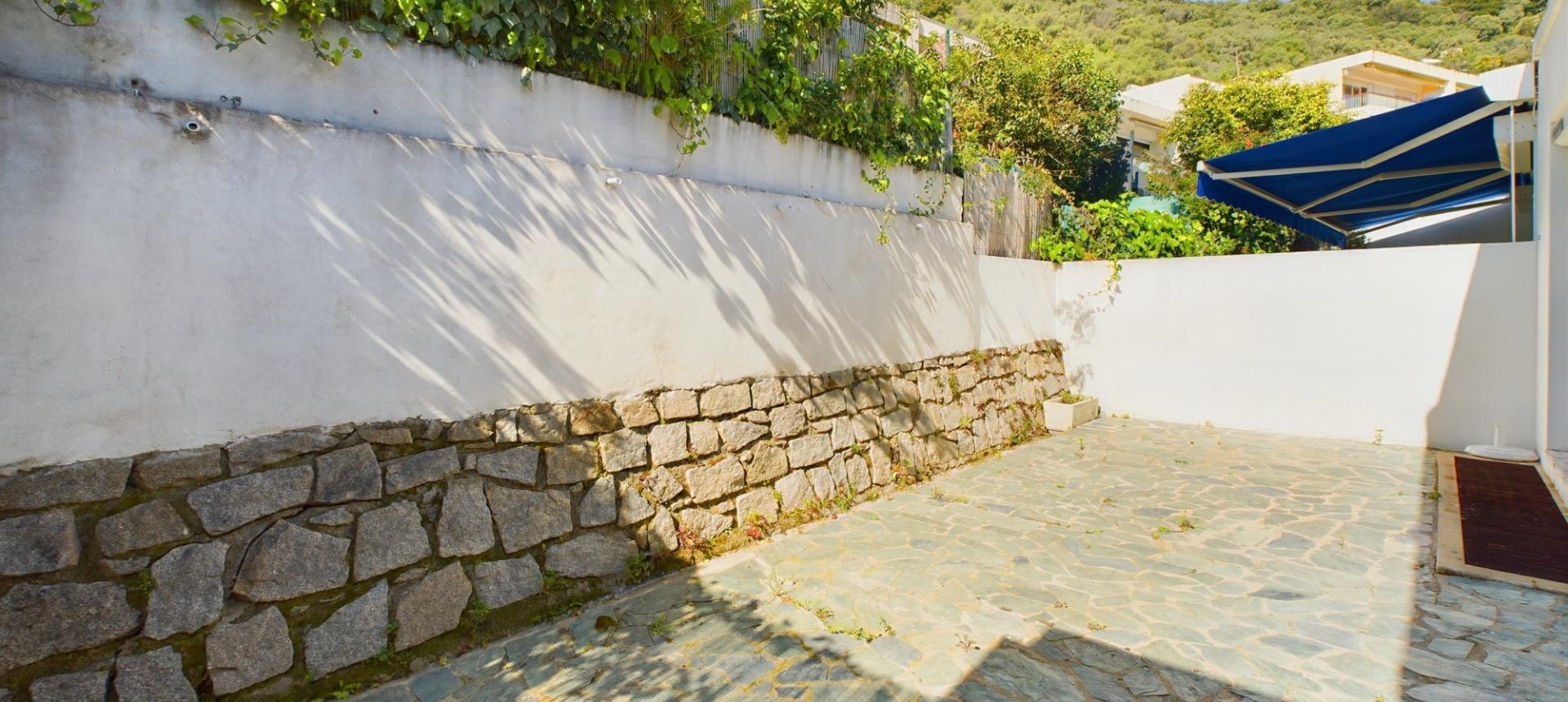 Maison mitoyenne à vendre à Ajaccio, quartier du Salario