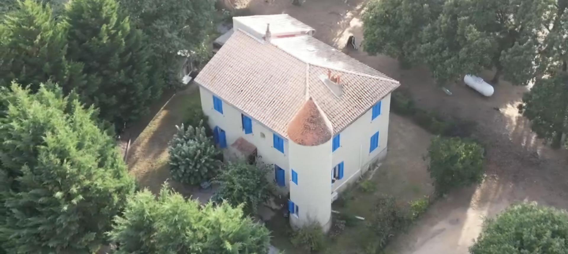 CHATEAU A VENDRE VICO 