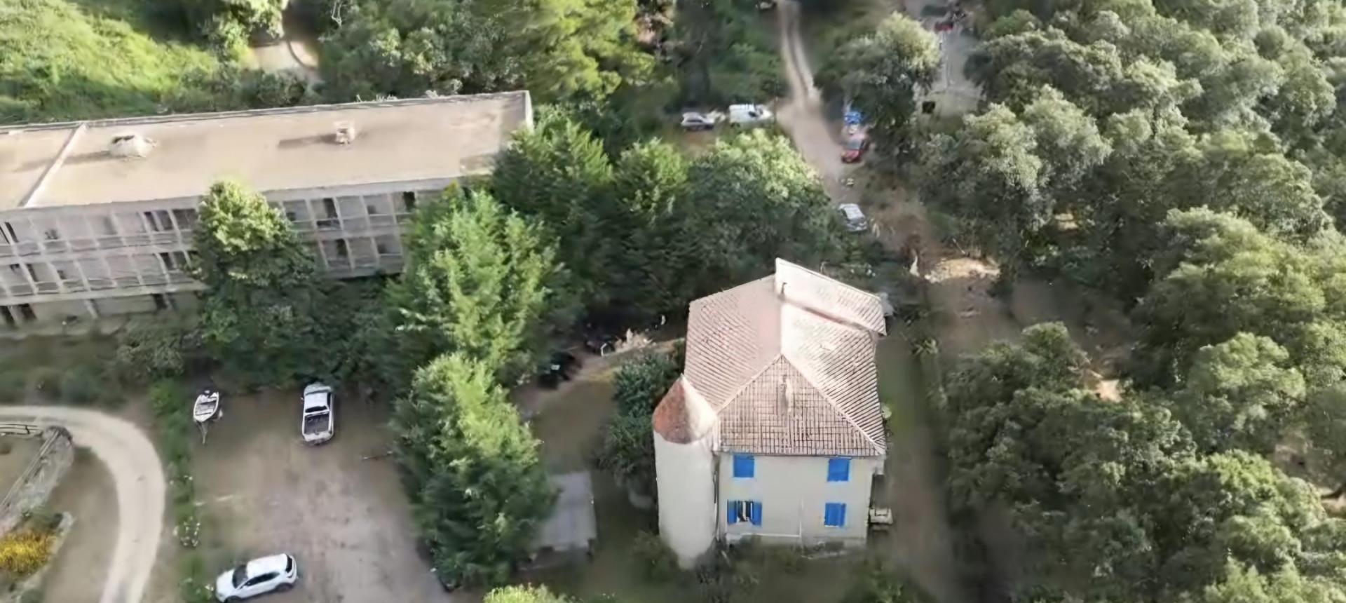 CHATEAU A VENDRE VICO 