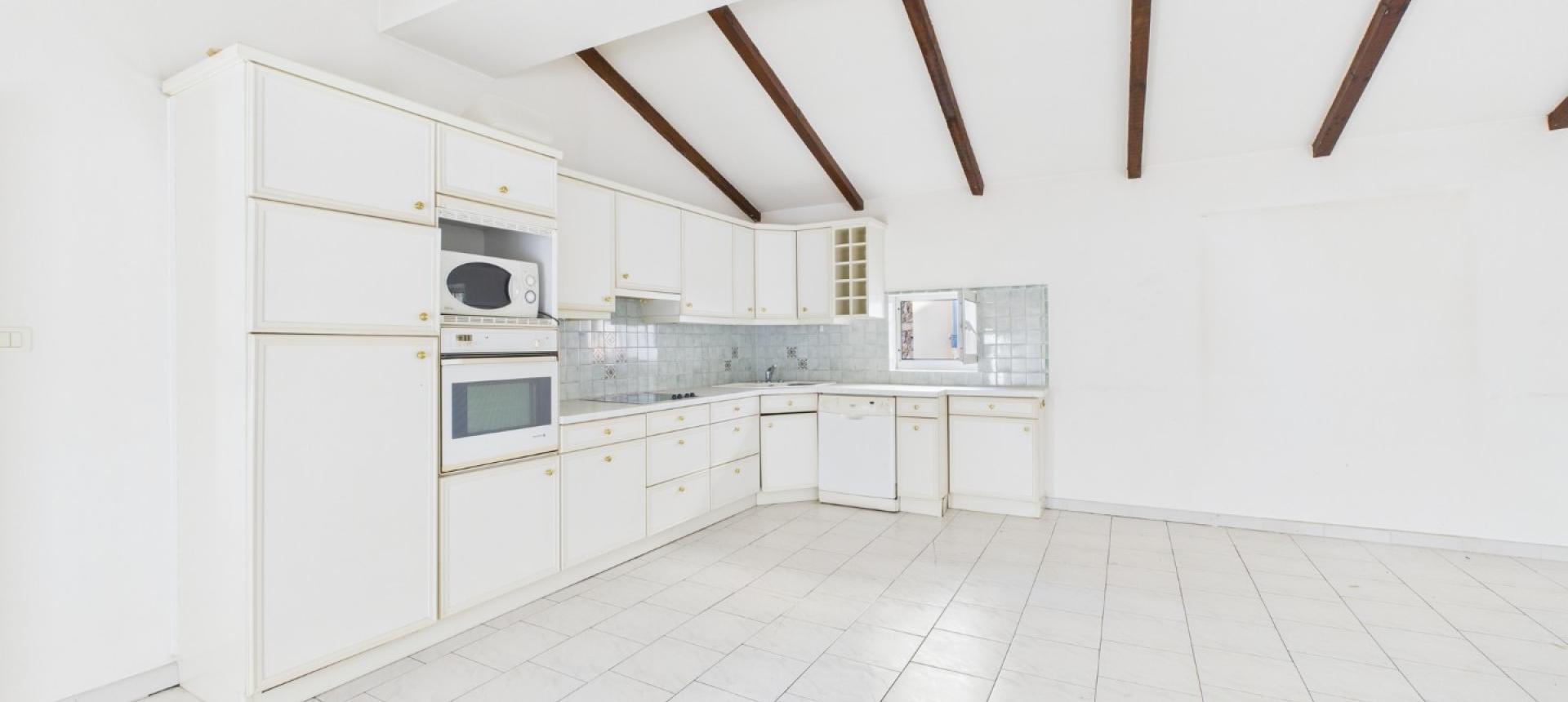 STUDIO A VENDRE 64 RUE FESCH AJACCIO