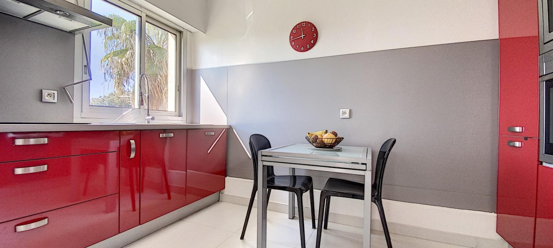 Vente appartement F3-4 duplex Ajaccio Cuisine