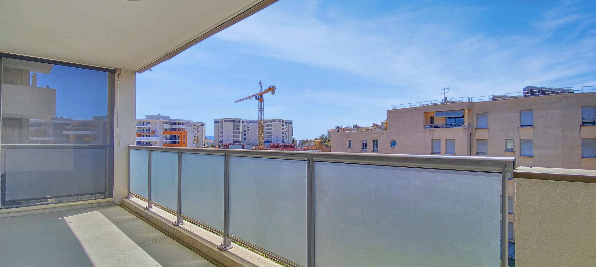 Vente Appartement F2 avec terrasse à Ajaccio - Secteur Rocade