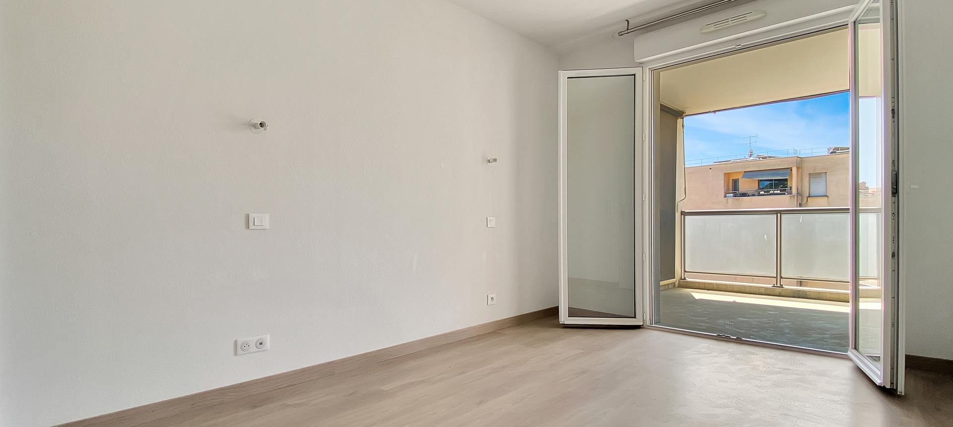 Vente Appartement F2 avec terrasse à Ajaccio - Secteur Rocade
