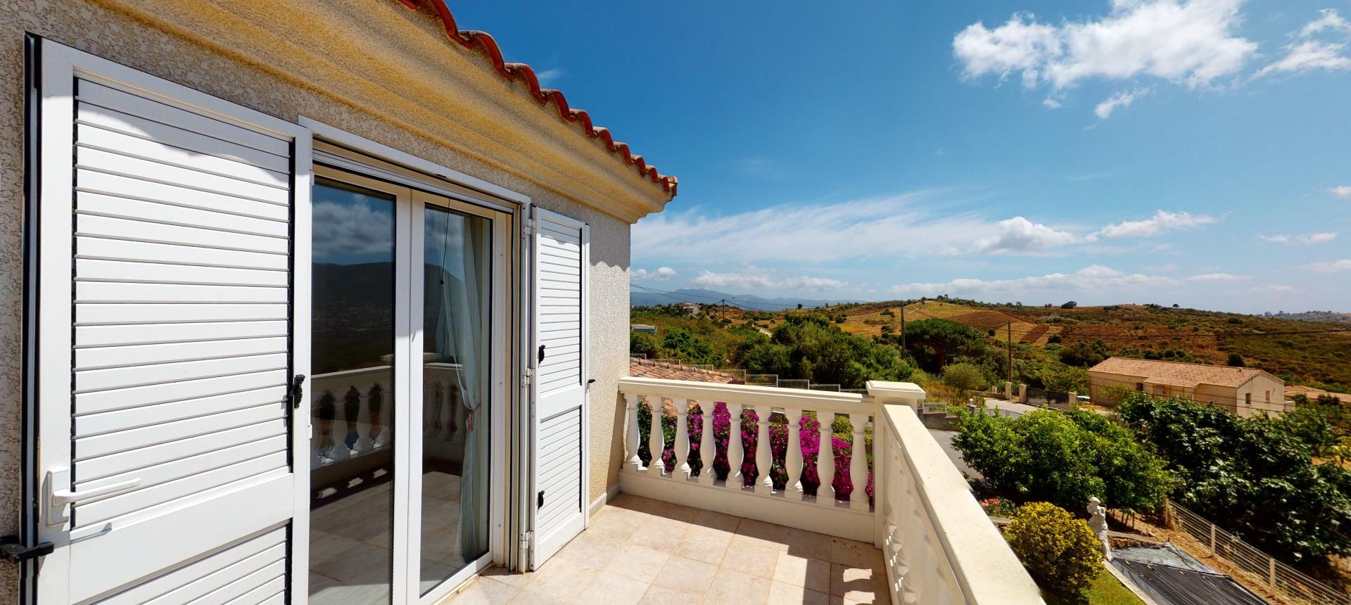 A vendre villa avec vue dégagée proche Ajaccio - AFA - TERRASSE R+1