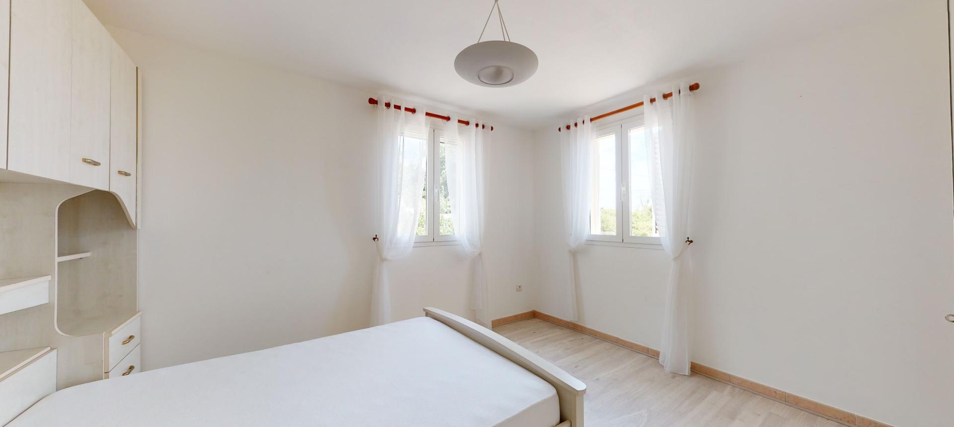 A vendre villa avec vue dégagée proche Ajaccio - AFA - CHAMBRE R+1