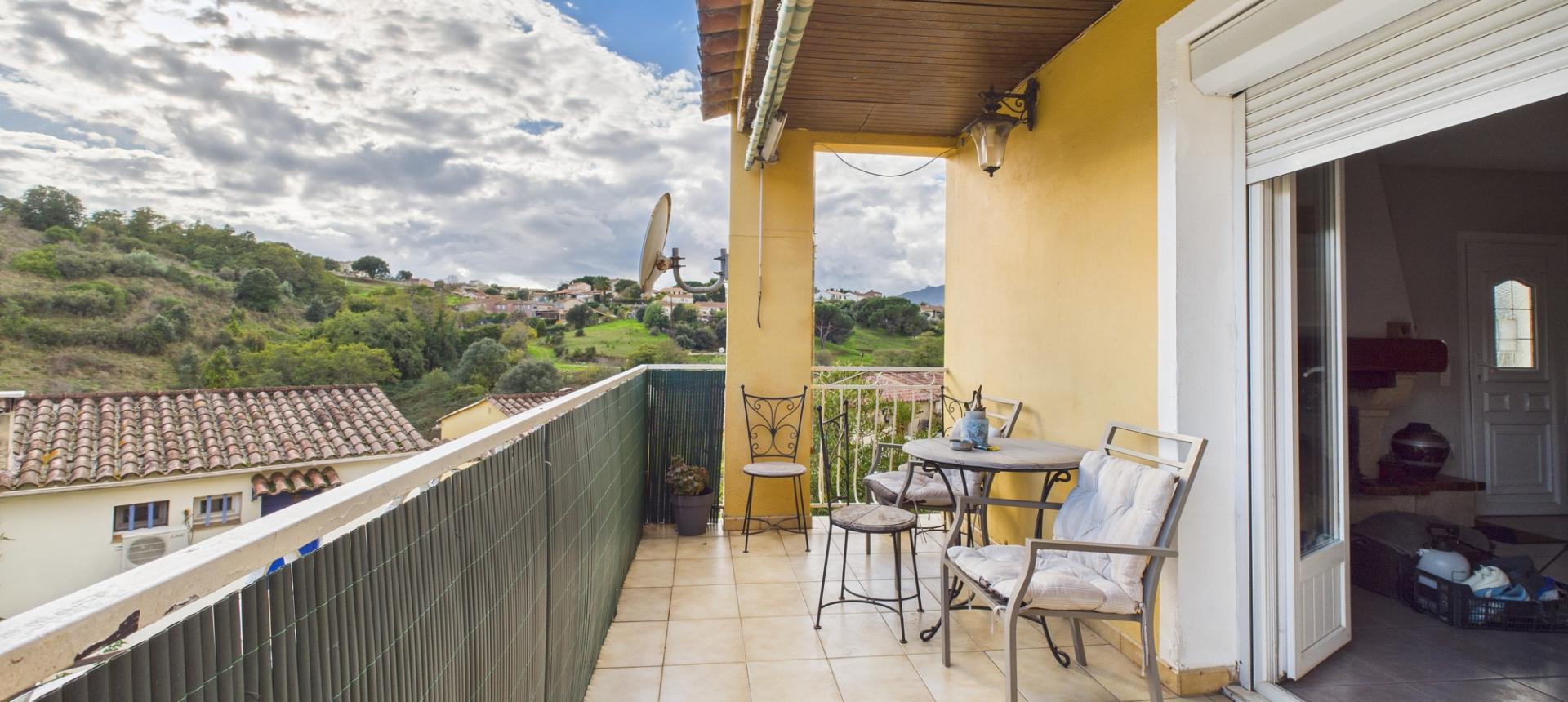 VILLA A VENDRE A CONFINA AJACCIO 