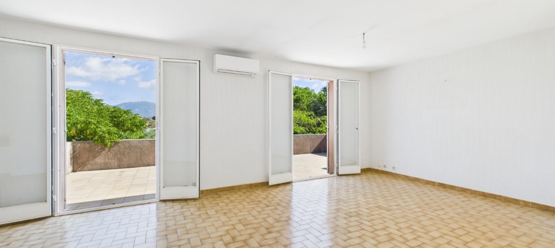 A VENDRE VILLA PROCHE AJACCIO