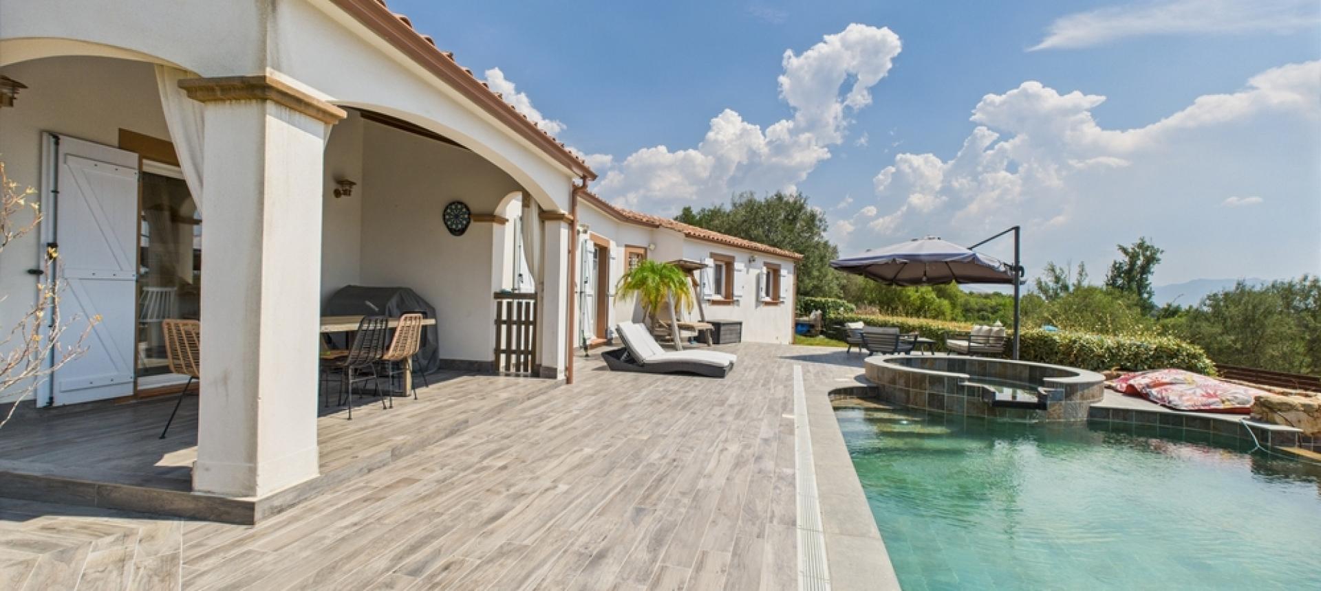VILLA A VENDRE PISCIA ROSSA