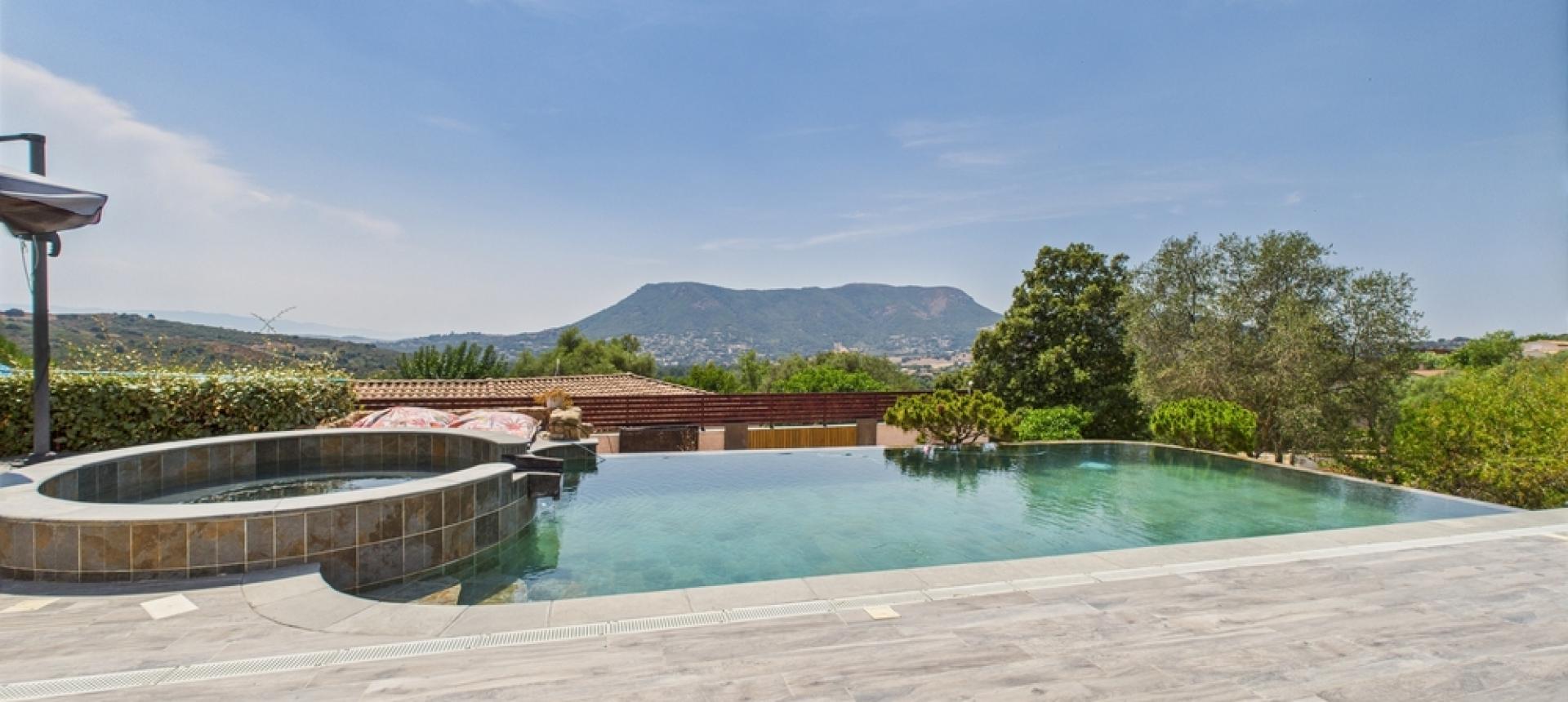 VILLA A VENDRE PISCIA ROSSA