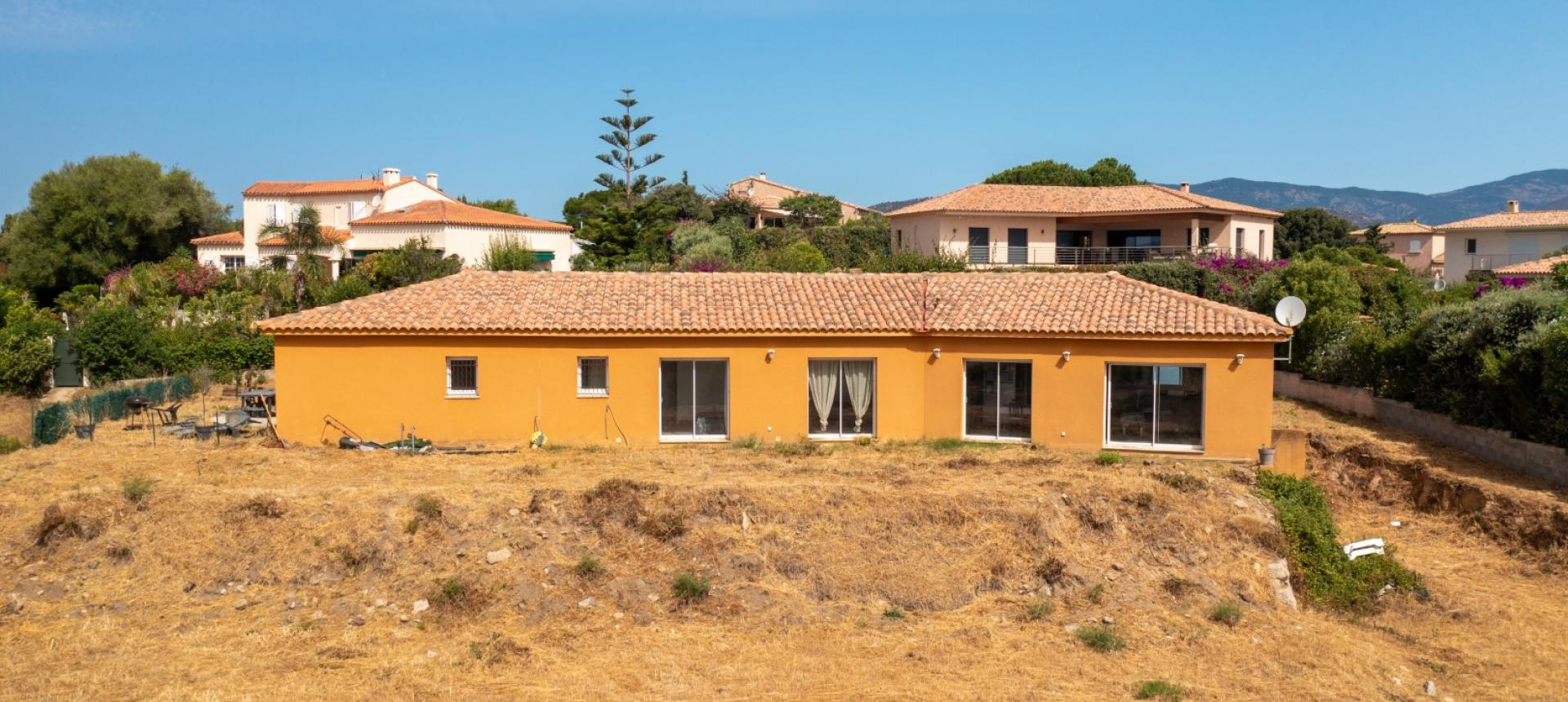 Villa à vendre vue mer proche Ajaccio - Golfe de Sagone