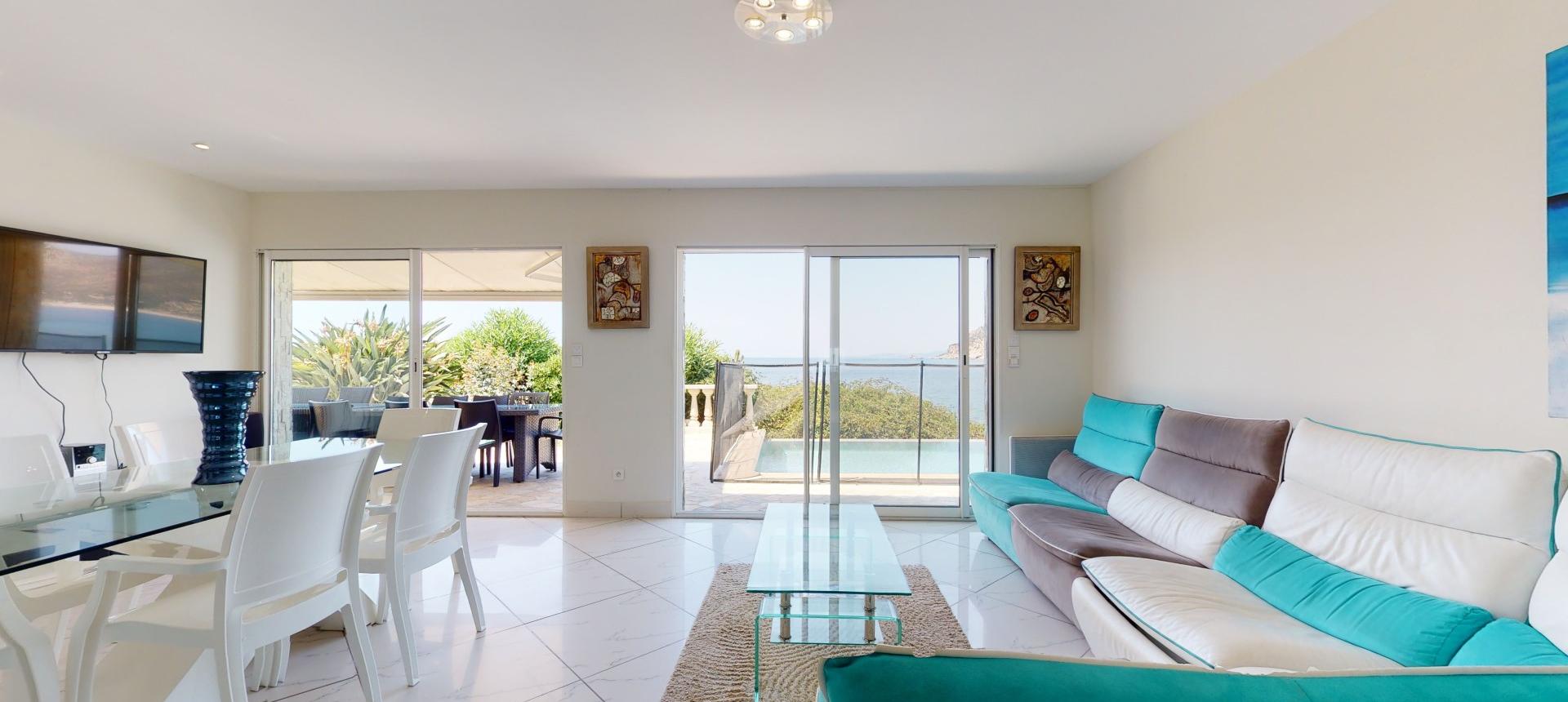 Villa à vendre proche Ajaccio bord de mer Costi di Villanova