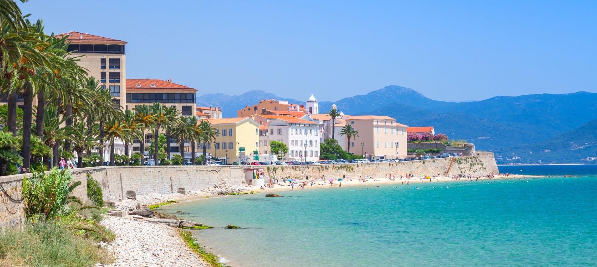 VENTE F3 PLACE DIAMANT - AJACCIO CENTRE VILLE
