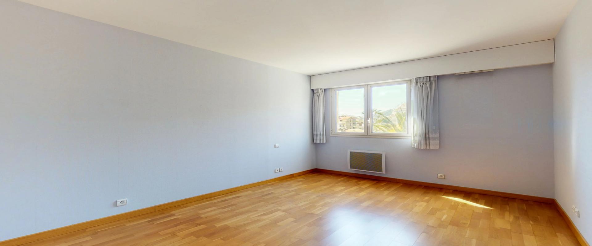 F5 à vendre avec vue mer Centre ville - Ajaccio