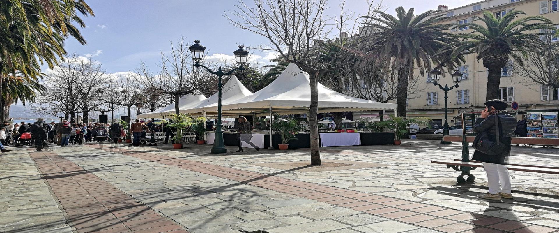 Vente Pas de porte, LOCAL à proximité immédiate des nouvelles halles d'Ajaccio - HYPER CENTRE VILLE 