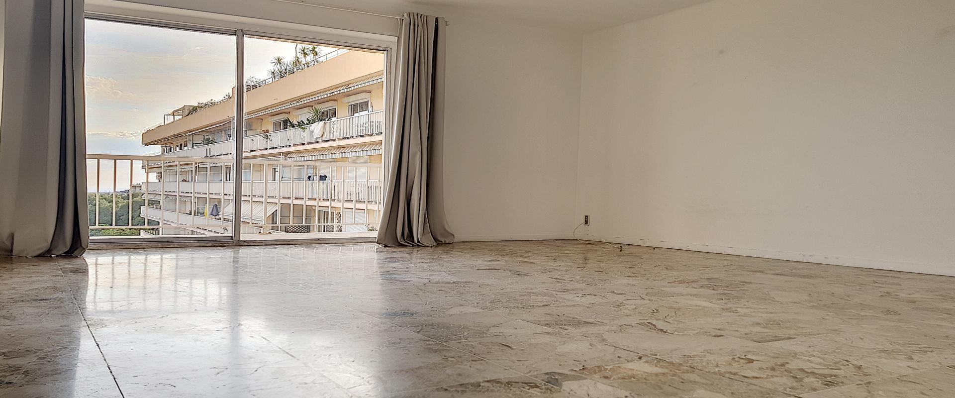 F2 à louer le Belvedere sejour