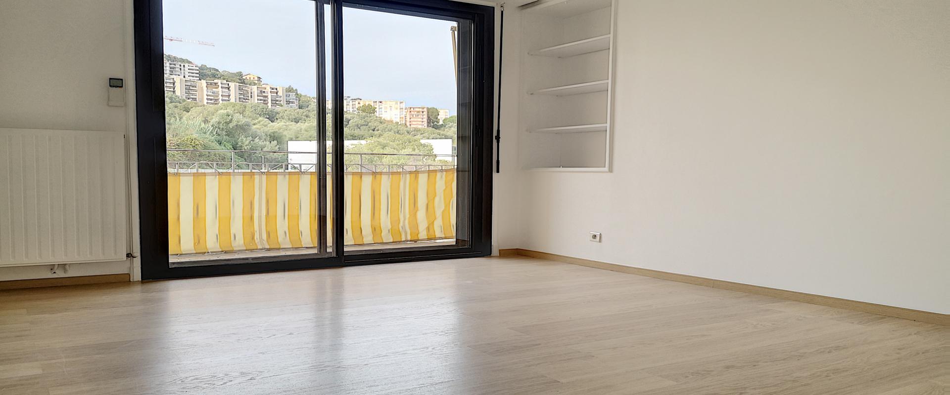 F4 à louer Le Sologne chambre