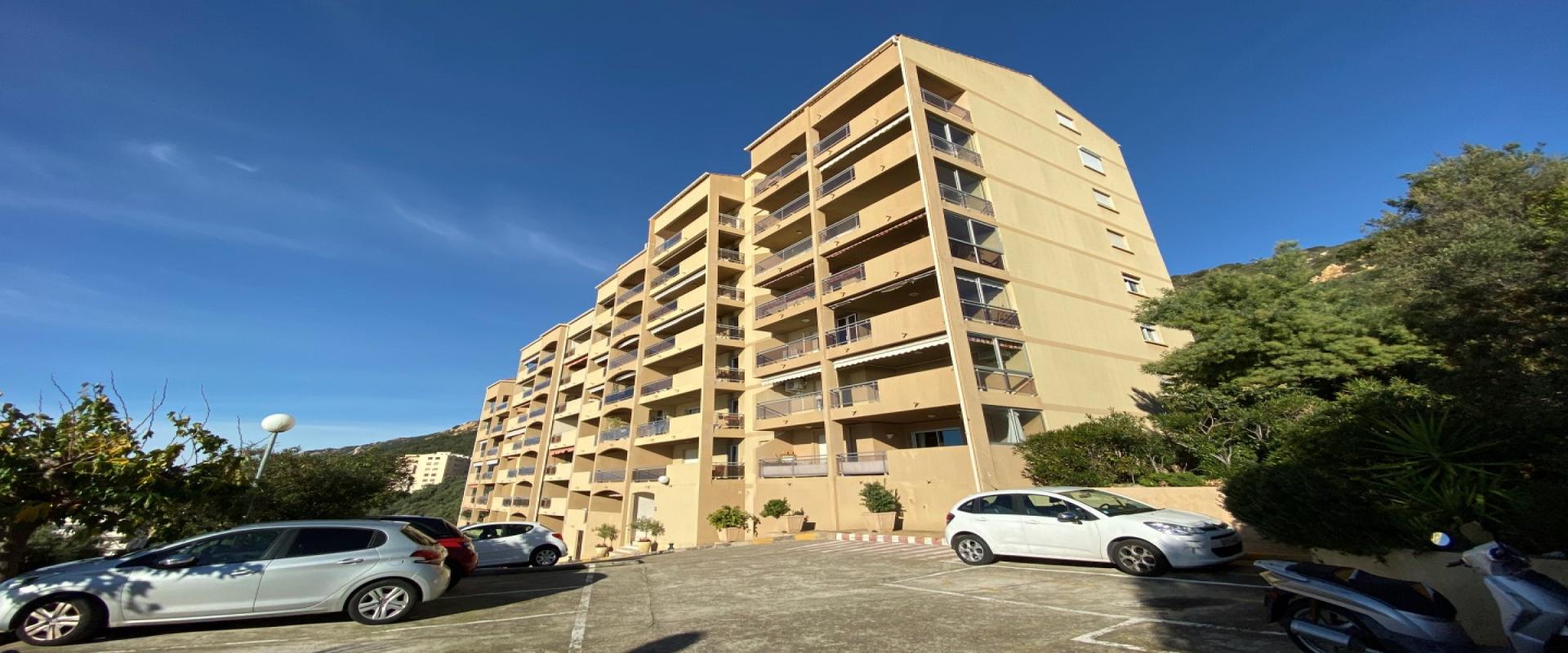 Appartement F4 à vendre avec vue mer secteur Sanguinaires - Ajaccio