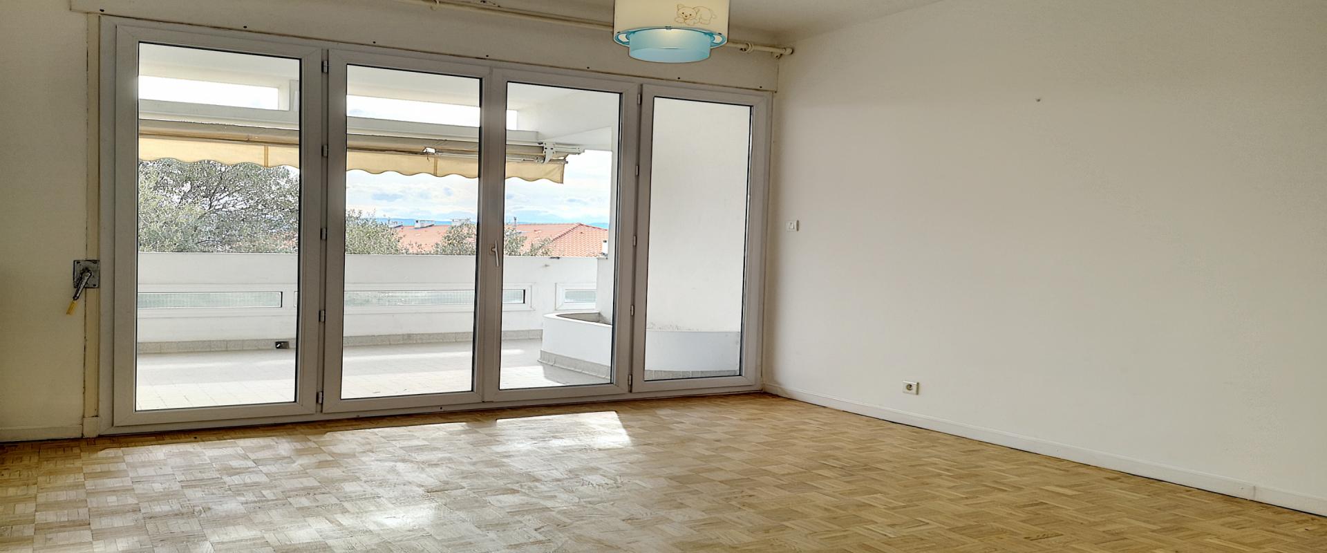 F4 à louer Berthault chambre
