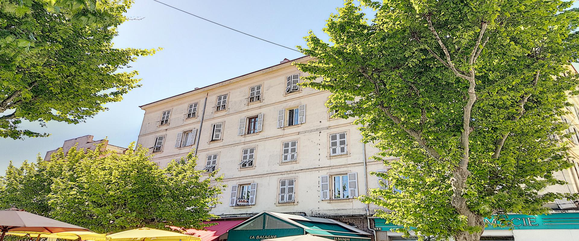 A LOUER LOCAL PROFESSIONNEL PLACE ABATUCCI BUREAU