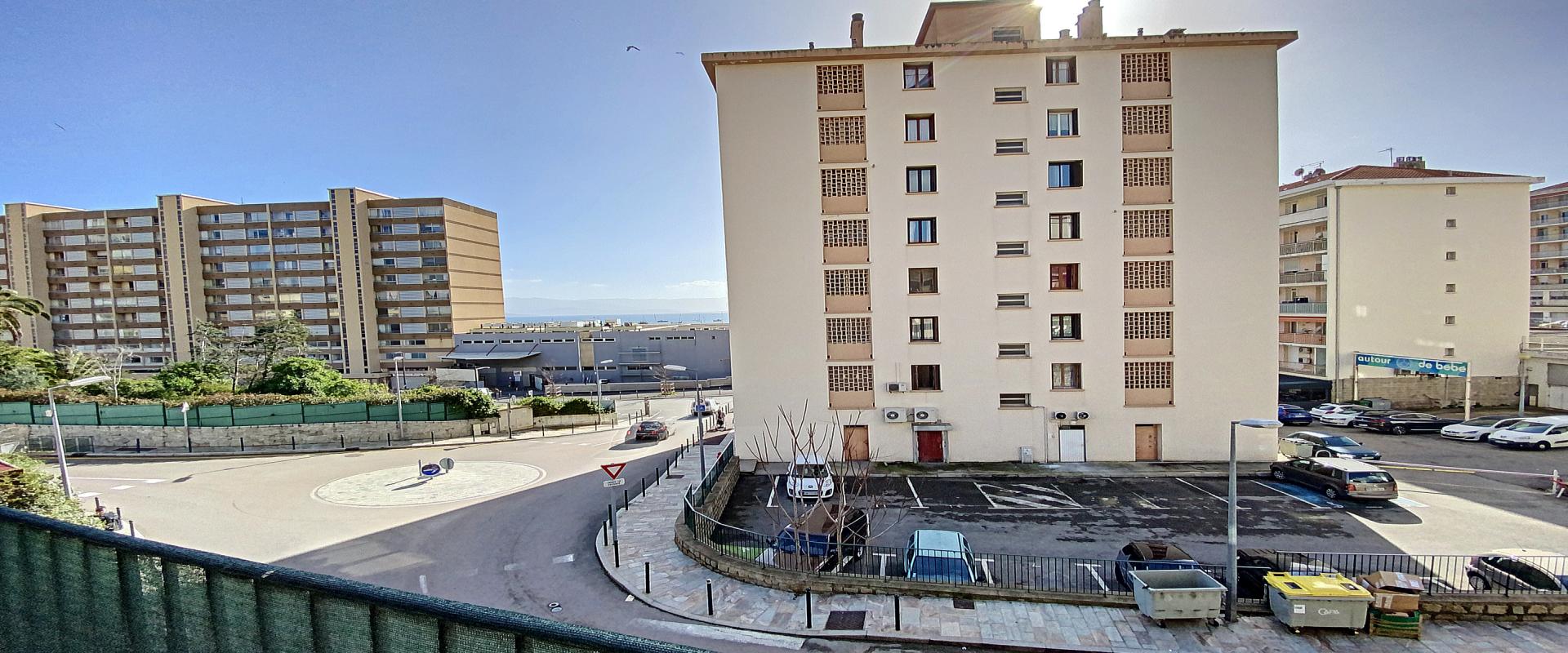 Appartement F3-4 à vendre secteur Candia - Ajaccio