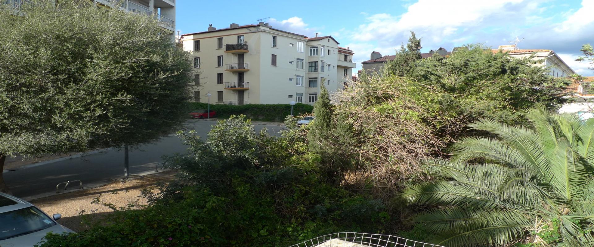 T3 COURS GRANDVAL vue