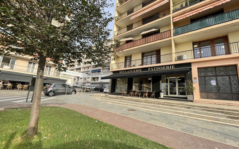 F2 à vendre avec grenier à Ajaccio - Secteur Candia