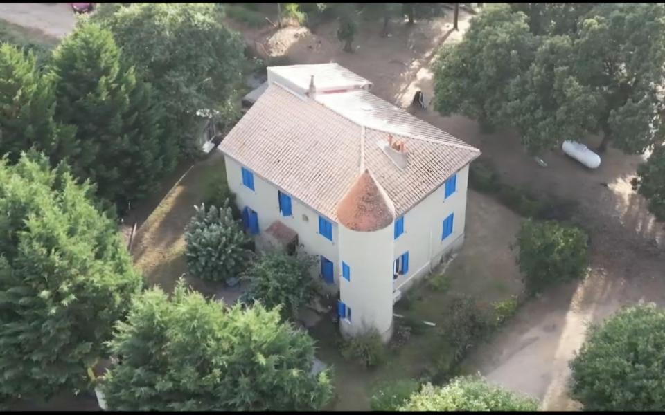 Chateau à vendre à Vico près d'Ajaccio - Miniature 7