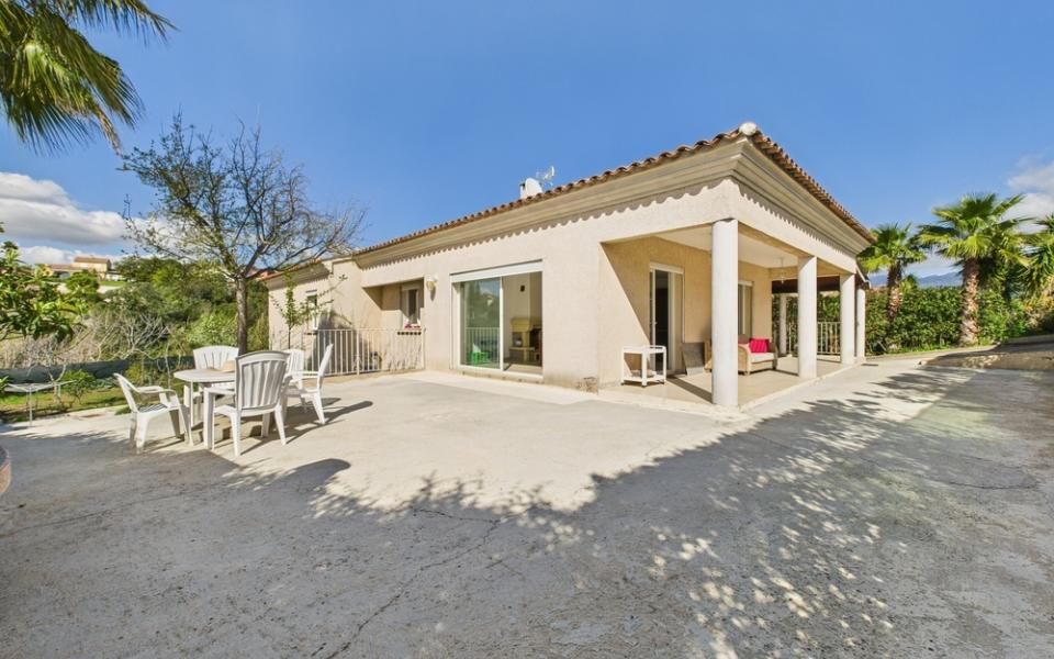 MAGNIFIQUE VILLA - CAURO
