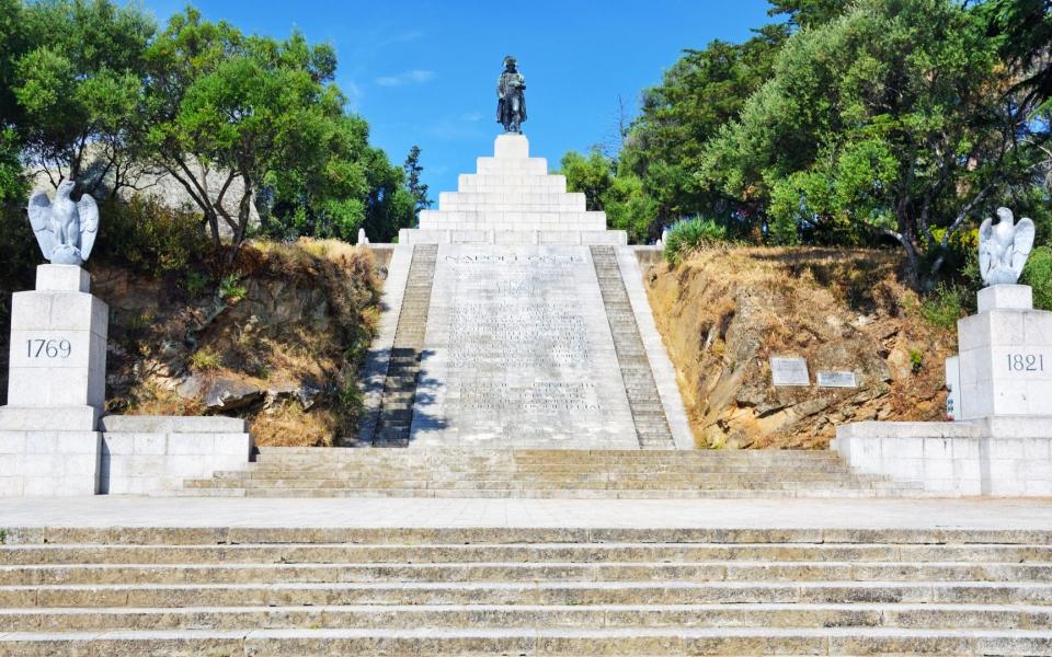 Vente studio loué secteur Madame Mère / Casone - Ajaccio