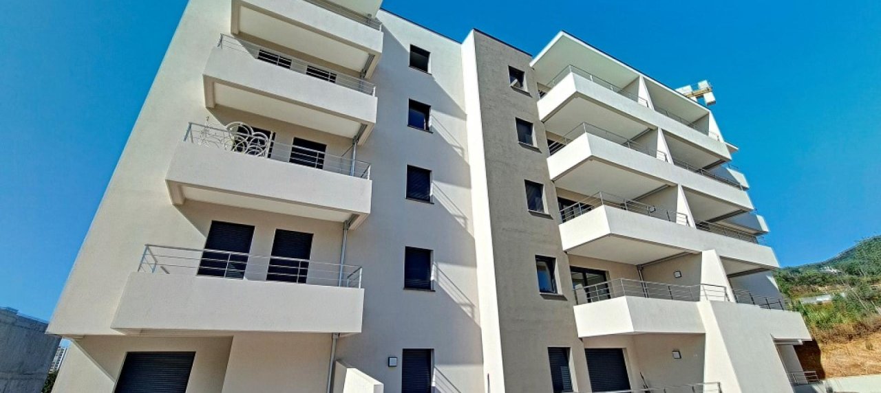 F2 à louer PARC AURANCIA  IMMEUBLE 