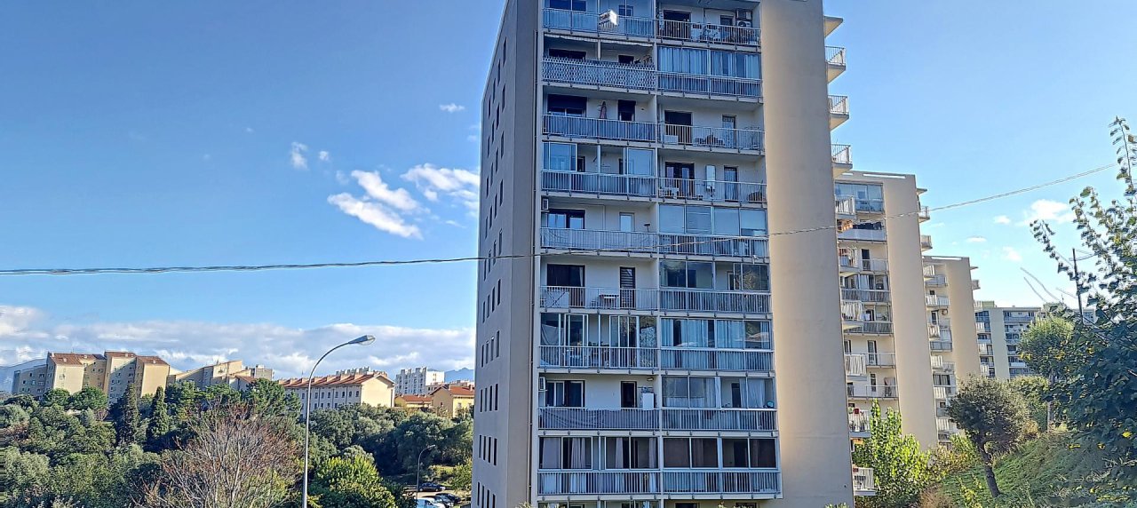 F3 à louer Loretto  immeuble  