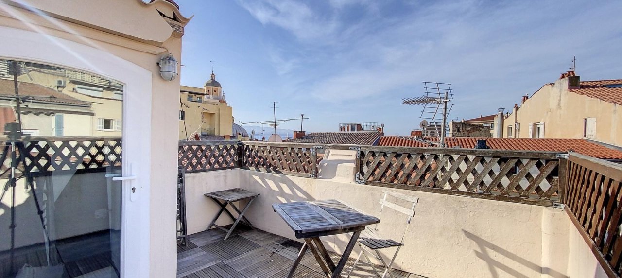 Appartement F3 toit terrasse à vendre - Ajaccio hypercentre