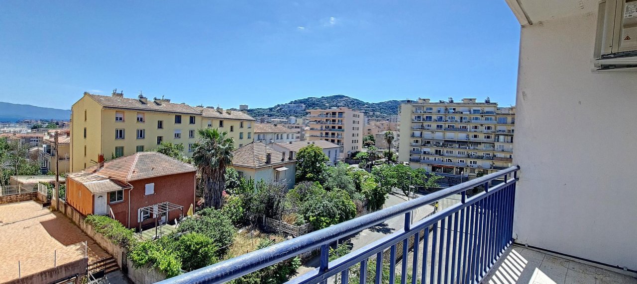 F3  à louer Castel Vecchio terrasse 