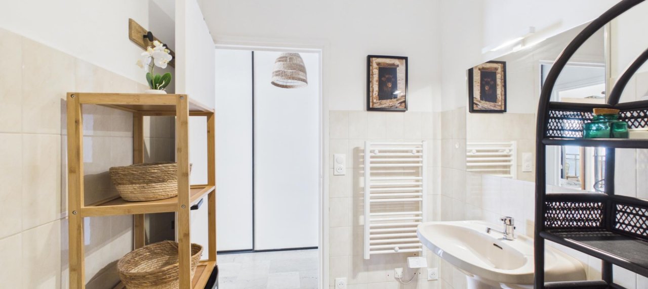 A vendre Studio avec terrasse et Vue Mer, Triangle d'Or