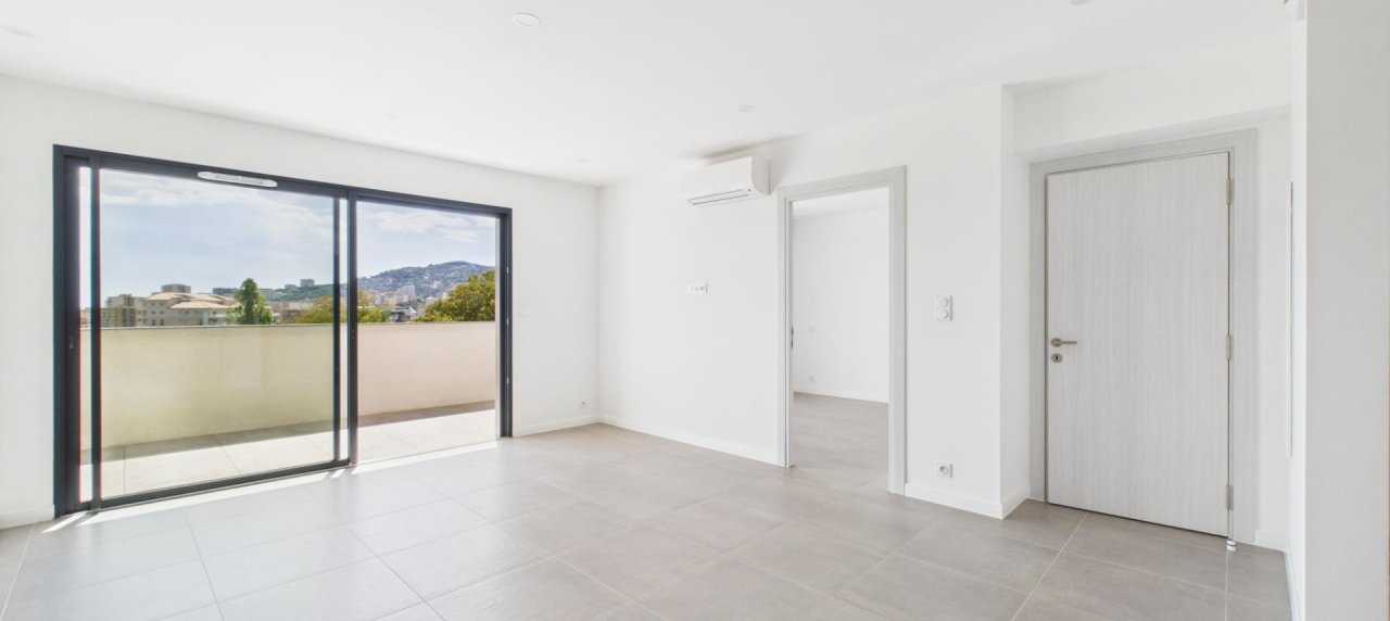 A vendre F4 Duplex Neuf proche Centre ville
