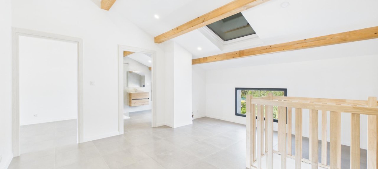 A vendre F4 Duplex Neuf proche Centre ville