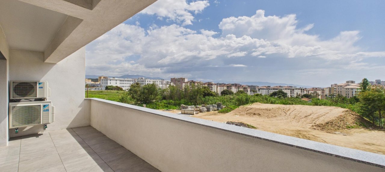 A vendre F4 Duplex Neuf proche Centre ville