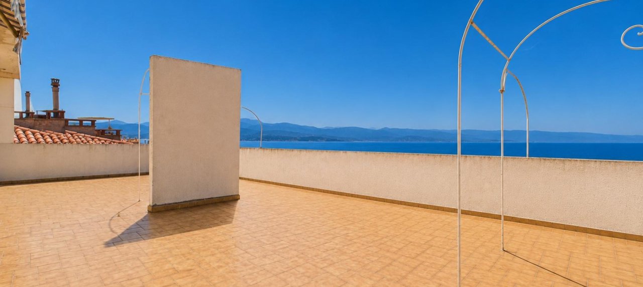 A vendre F5 Vue Mer Ajaccio Trottel