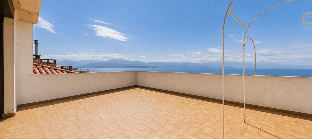 A vendre F5 Vue Mer Ajaccio Trottel