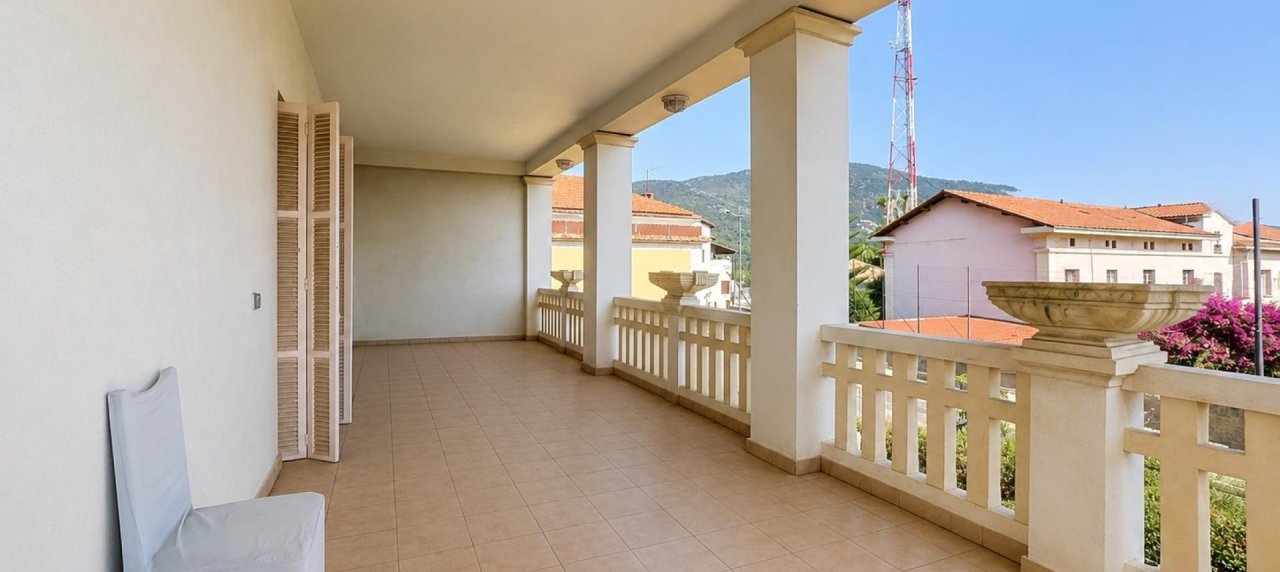 Rare, jolie Villa meublée à louer secteur Loretto à Ajaccio