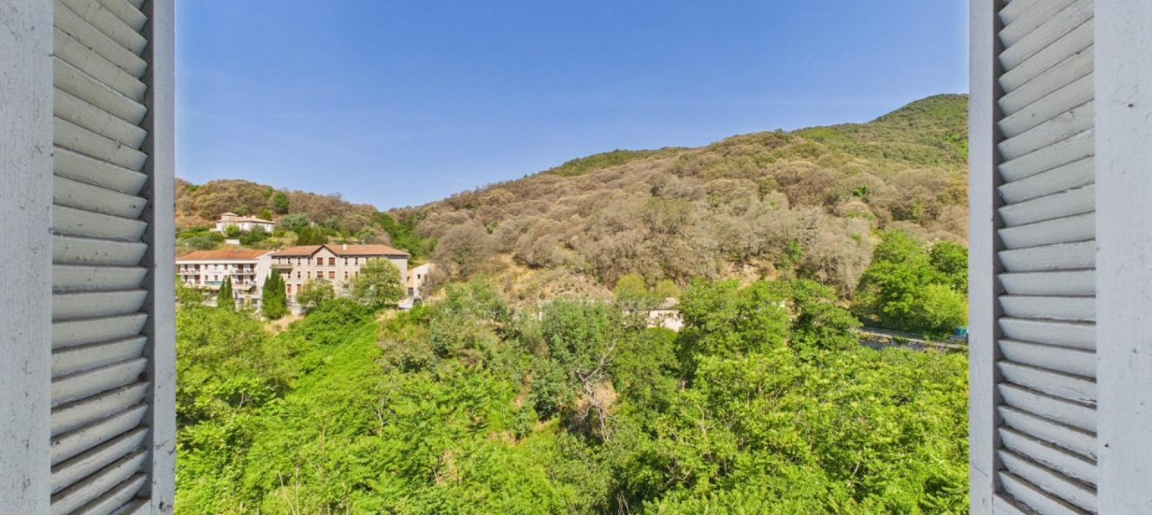 A VENDRE MAISON AUTHENTIQUE SAINTE MARIE SICHE