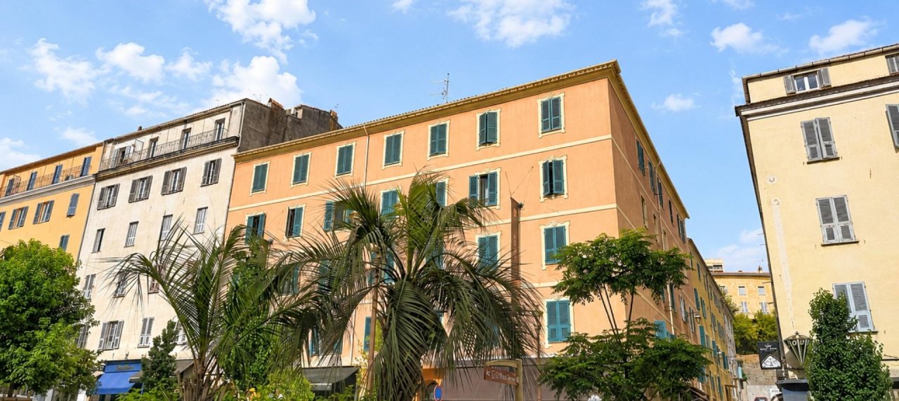 Studio à louer centre ville secteur Cours Napoléon  à Ajaccio