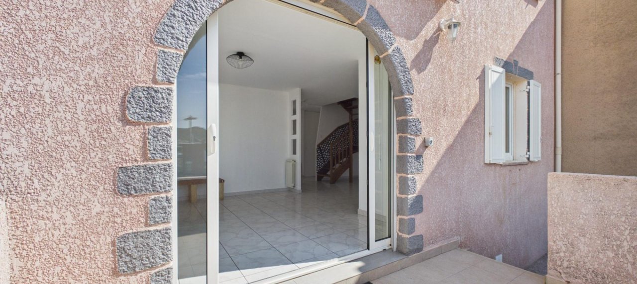 A VENDRE VILLA LES HAUTS DE MEZZAVIA