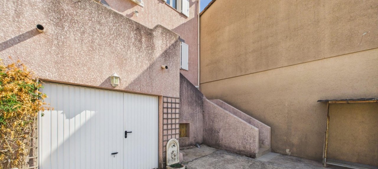 A VENDRE VILLA LES HAUTS DE MEZZAVIA