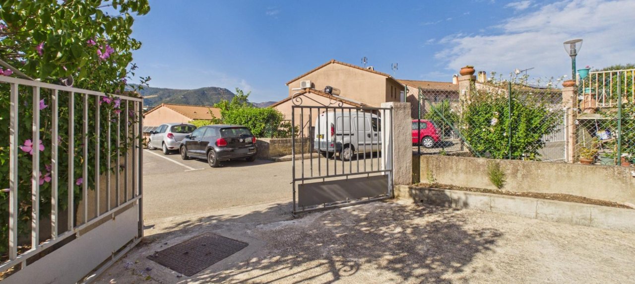 A VENDRE VILLA LES HAUTS DE MEZZAVIA