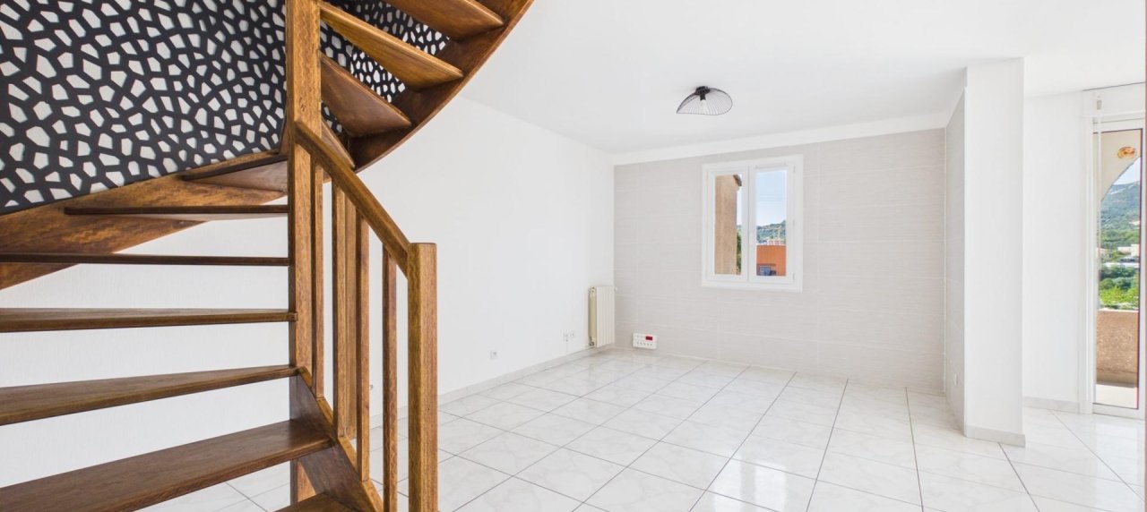 A VENDRE VILLA LES HAUTS DE MEZZAVIA