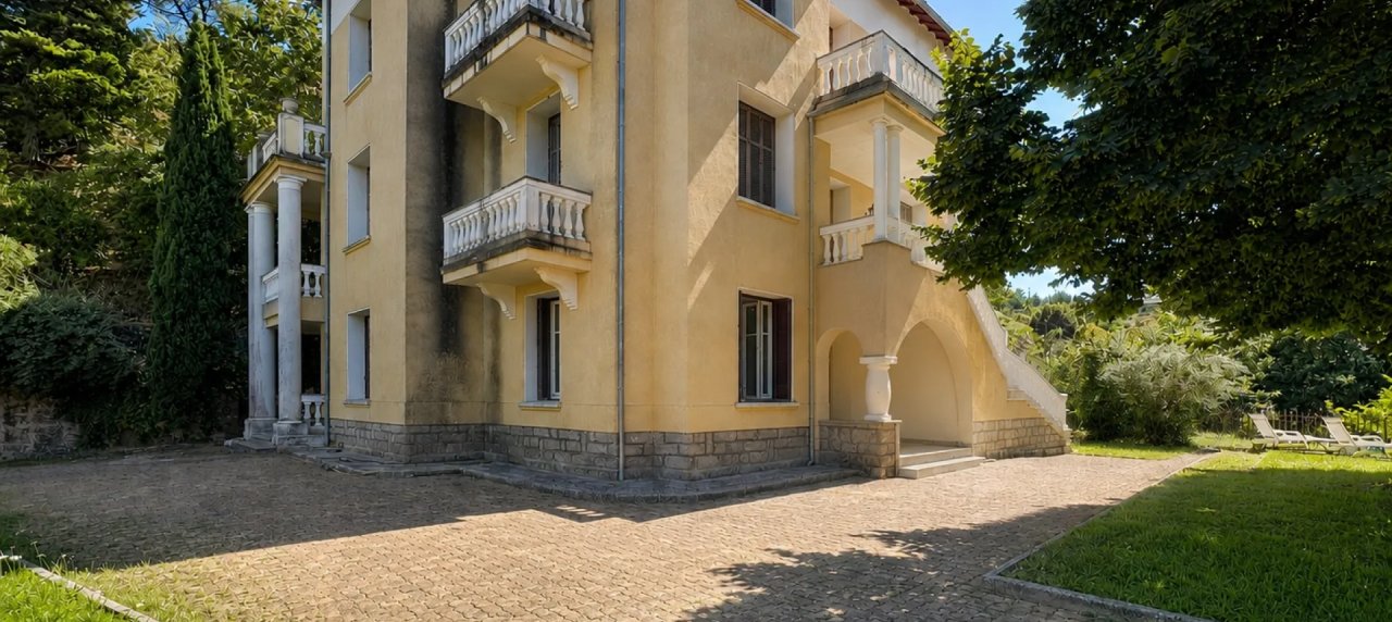 F4 meublé rez de chaussée maison de village Cuttoli-Corticchiato