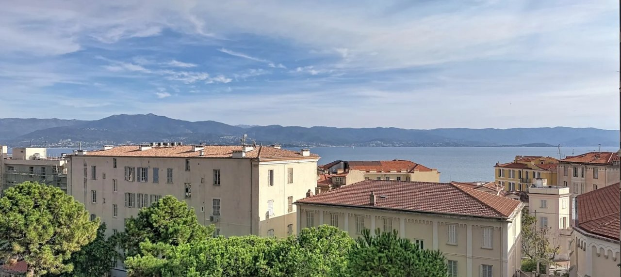 F4 à louer secteur Grandval à Ajaccio